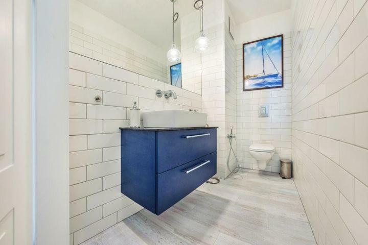 Unique Motlawa Riverbank Apartment Danzica Esterno foto